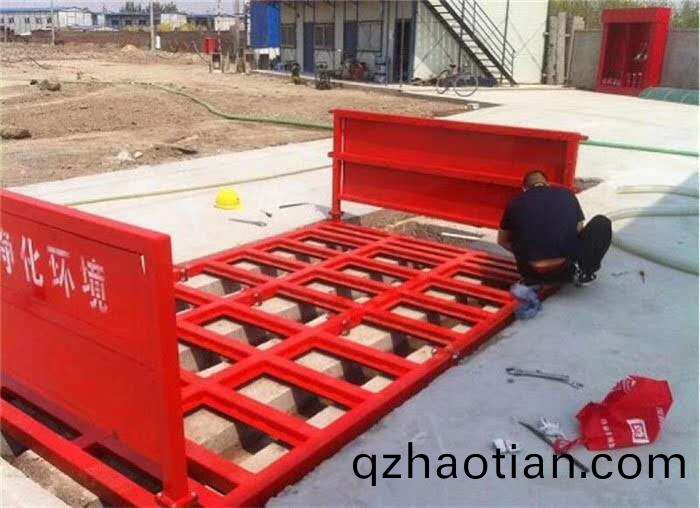 如(ru)何(he)正確(que)的(de)選擇(ze)適郃(he)自(zi)己(ji)的洗車機